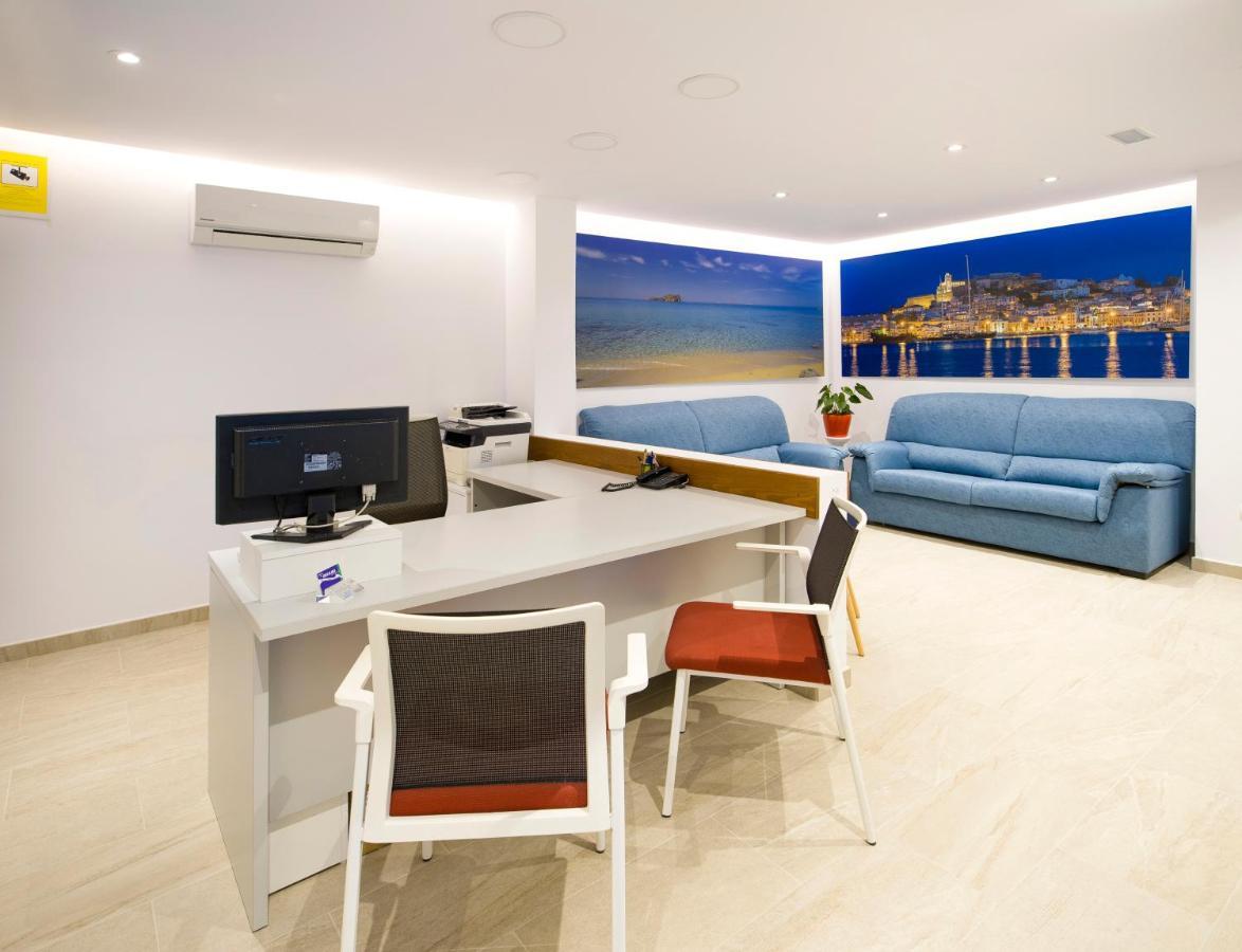 Hostal Costa Blanca Ibiza Town Exterior photo
