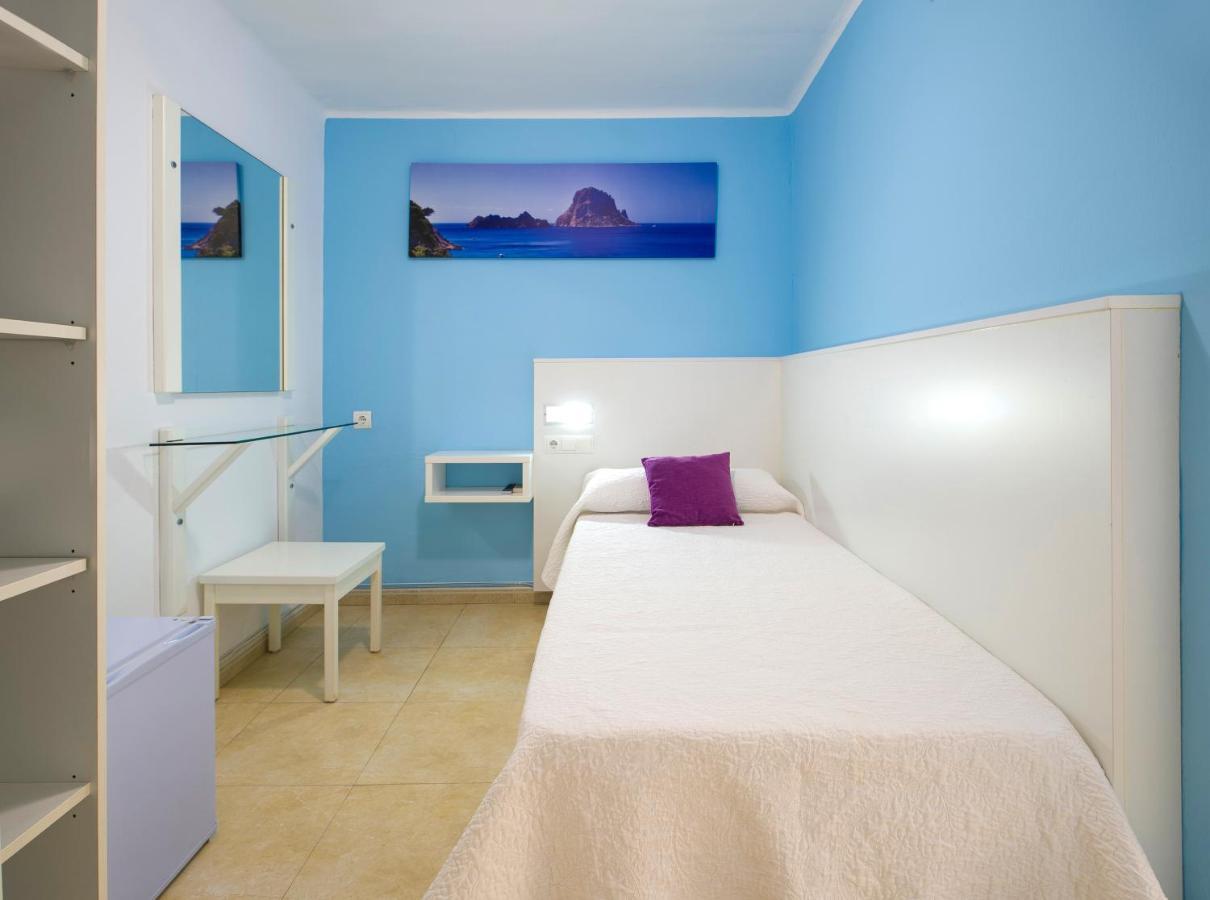 Hostal Costa Blanca Ibiza Town Exterior photo