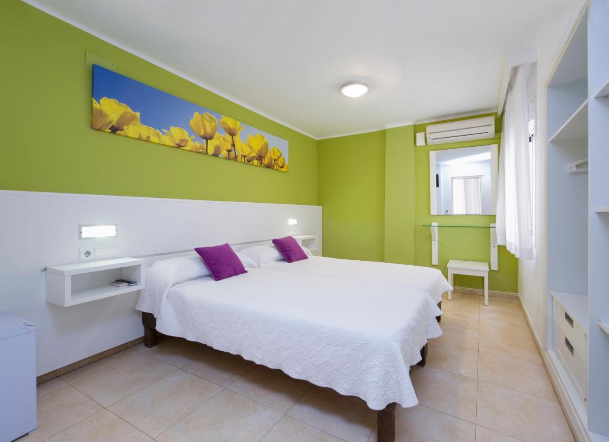 Hostal Costa Blanca Ibiza Town Exterior photo