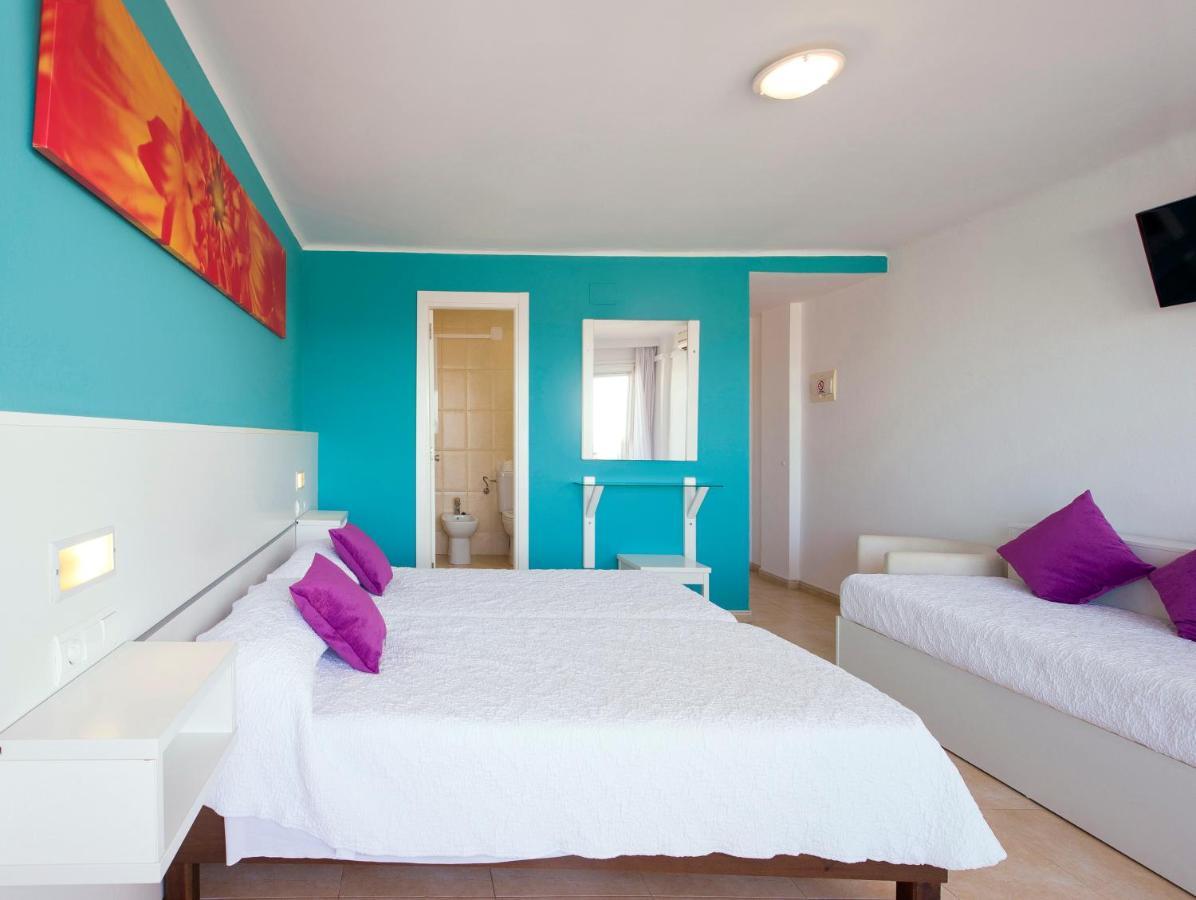 Hostal Costa Blanca Ibiza Town Exterior photo