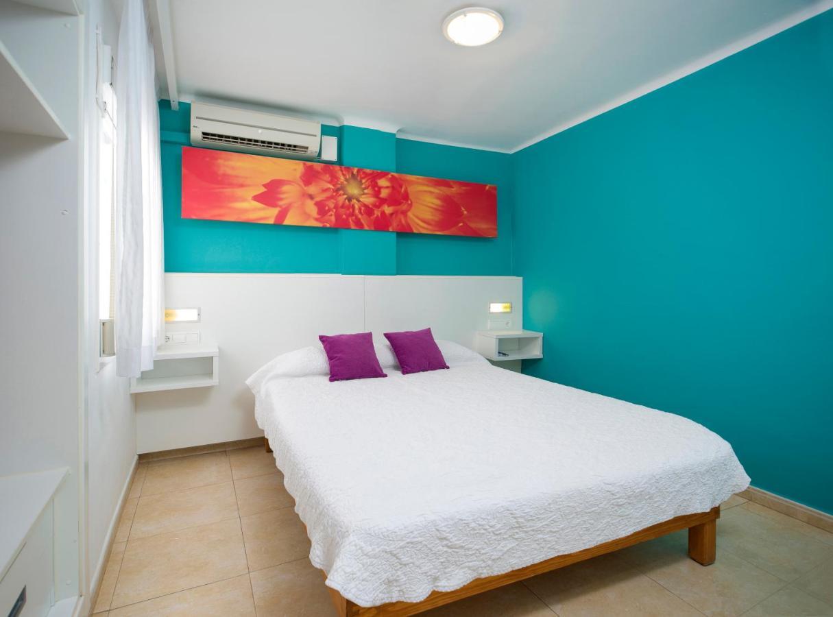 Hostal Costa Blanca Ibiza Town Exterior photo