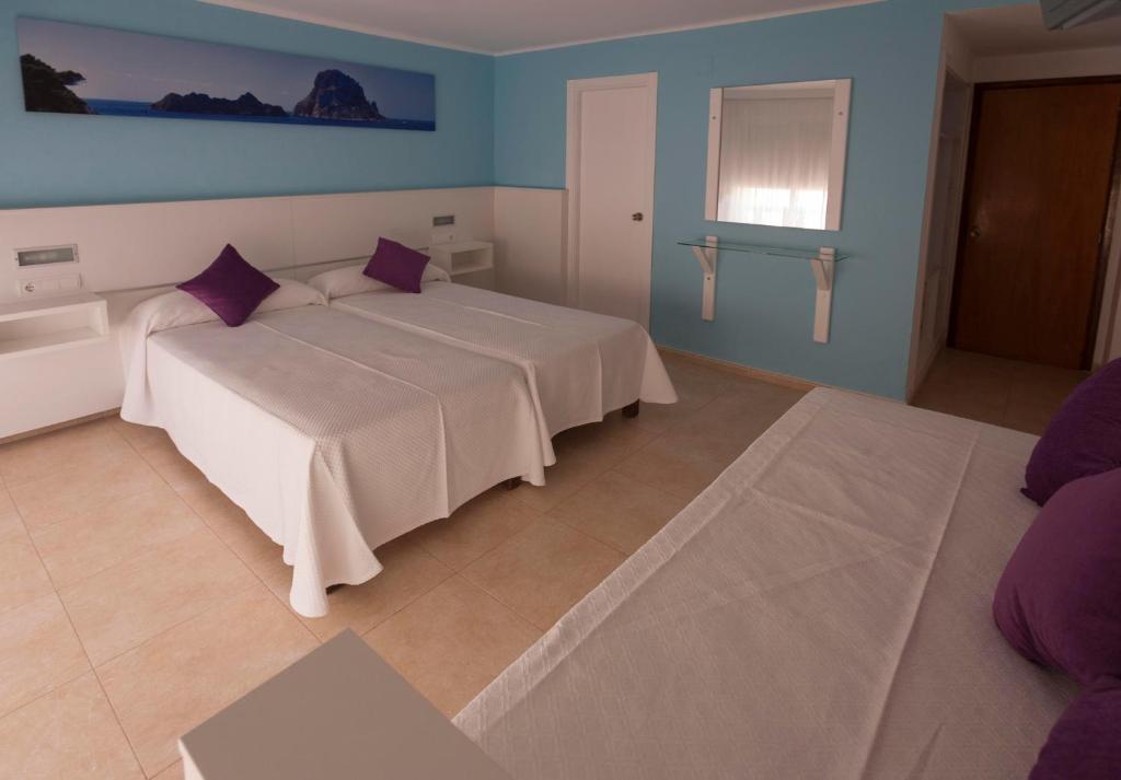 Hostal Costa Blanca Ibiza Town Room photo